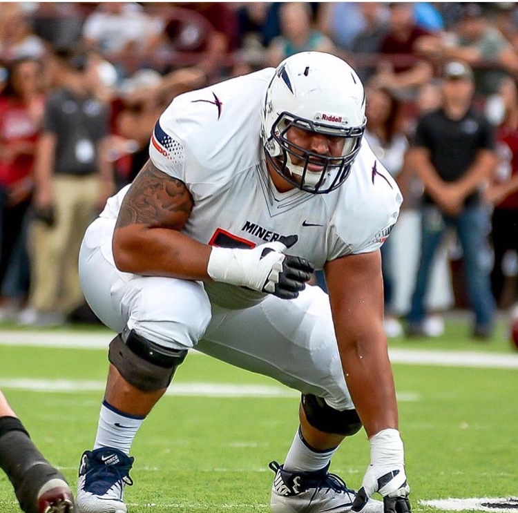 9B587A83-0388-49BA-BAB0-77423E57747F